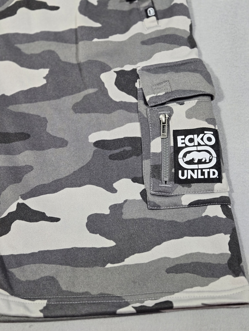 Ecko Unltd Men’s Gray Camo Cargo Shorts 4x - Picture 3 of 8